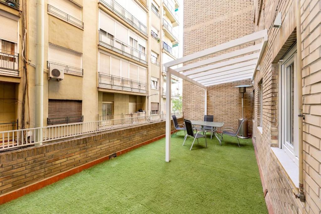 Precioso Piso Con Terraza En Centro De Granada Apartment Bagian luar foto
